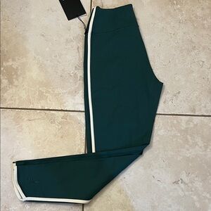 Spiritual gangster nirvana tech leggings size medium